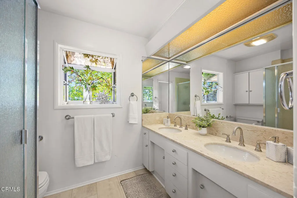 1948 Ravista Lane, La Canada Flintridge, California 91011 home-pic-34